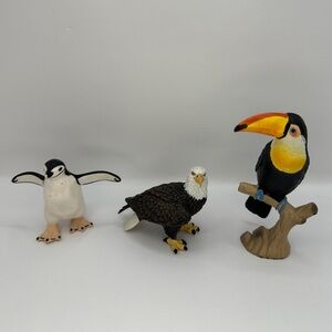 4/$25 - Safari Ltd. Set of‎ 3 Bird Figures - Penguin Eagle Toucan